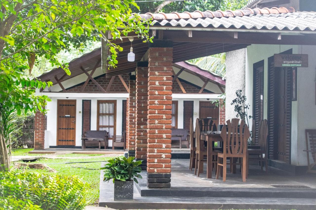 Green Cottage Anuradhapura Exteriör bild