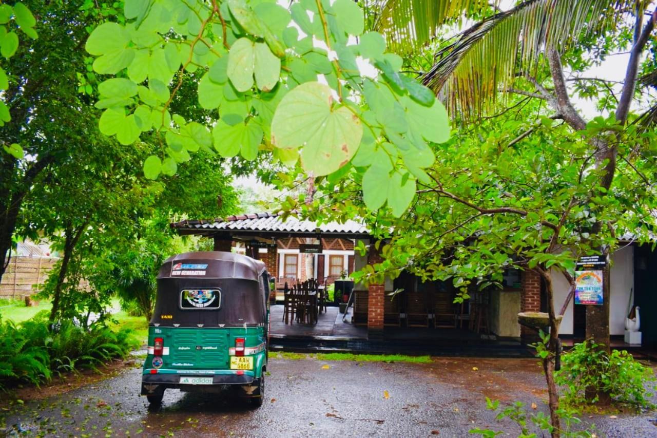 Green Cottage Anuradhapura Exteriör bild