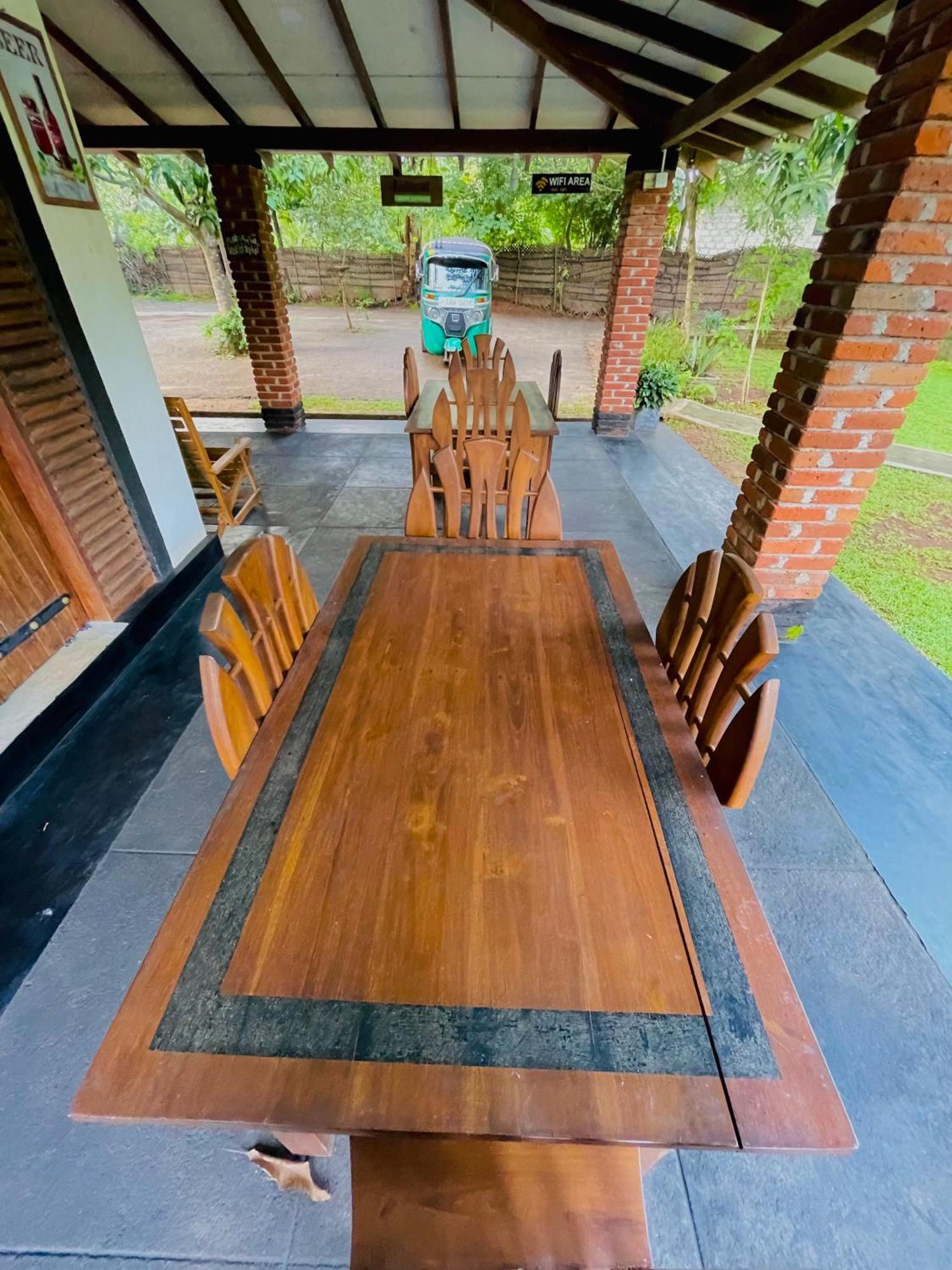 Green Cottage Anuradhapura Exteriör bild