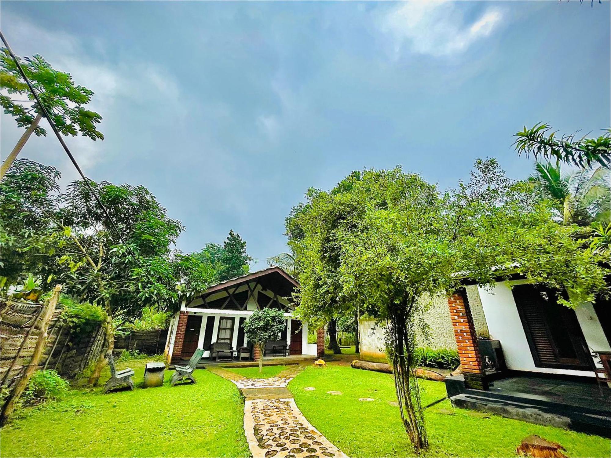 Green Cottage Anuradhapura Exteriör bild